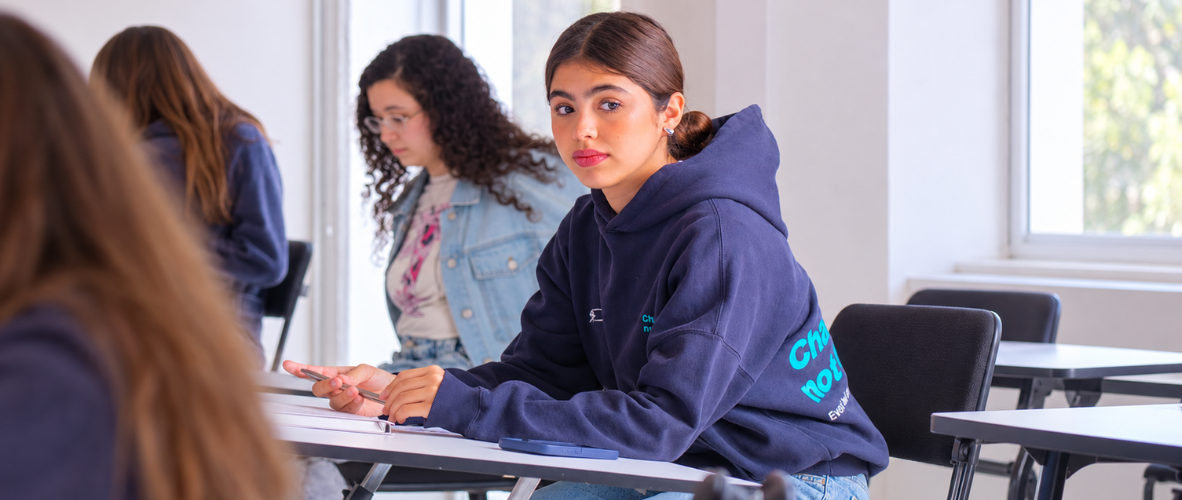 ¡Evita el examen de admisión universitaria e ingresa directo a la UCG!