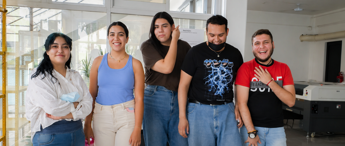 ¿De qué trata la carrera de diseño gráfico en la UCG?